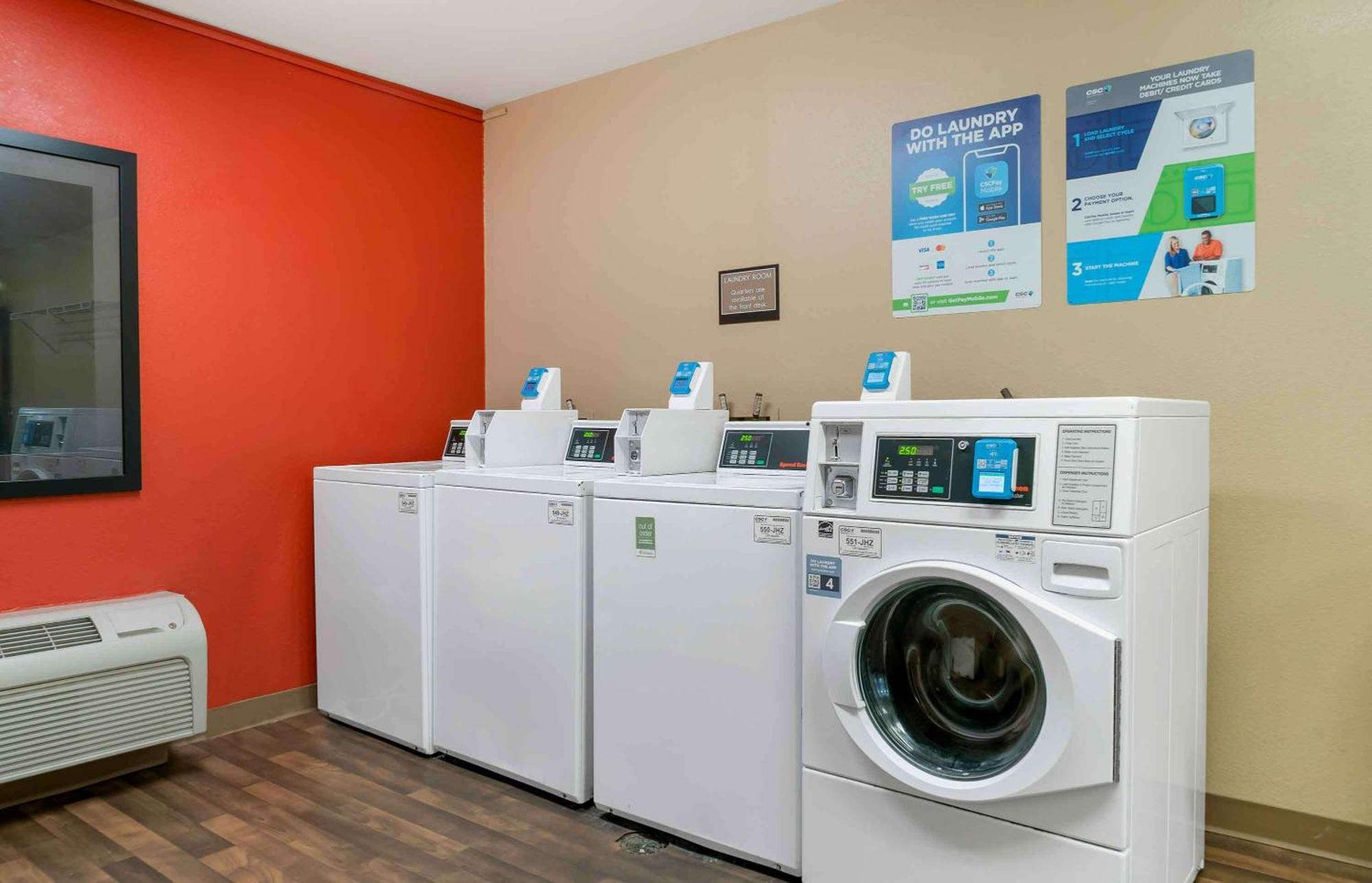 Extended Stay America Suites - Detroit - Canton Buitenkant foto