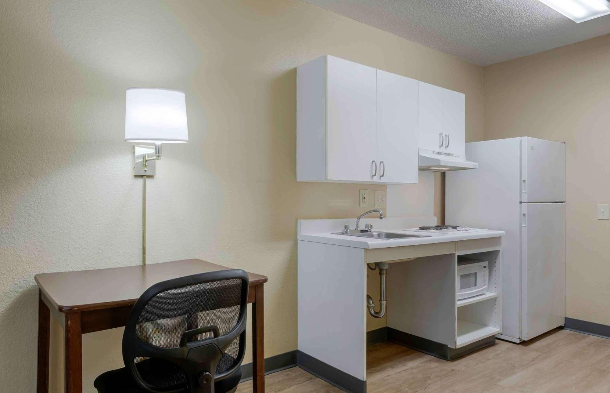 Extended Stay America Suites - Detroit - Canton Buitenkant foto