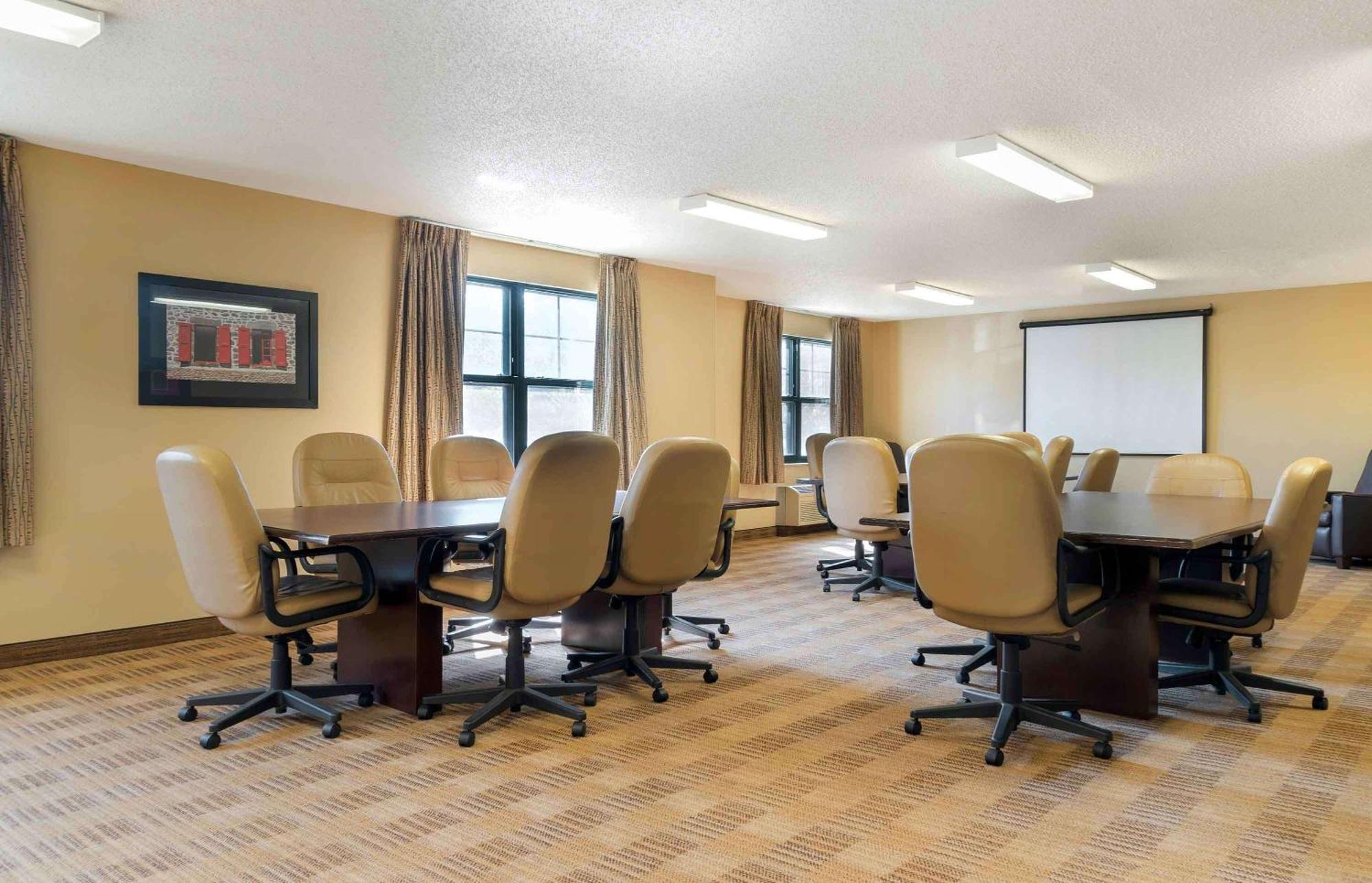 Extended Stay America Suites - Detroit - Canton Buitenkant foto