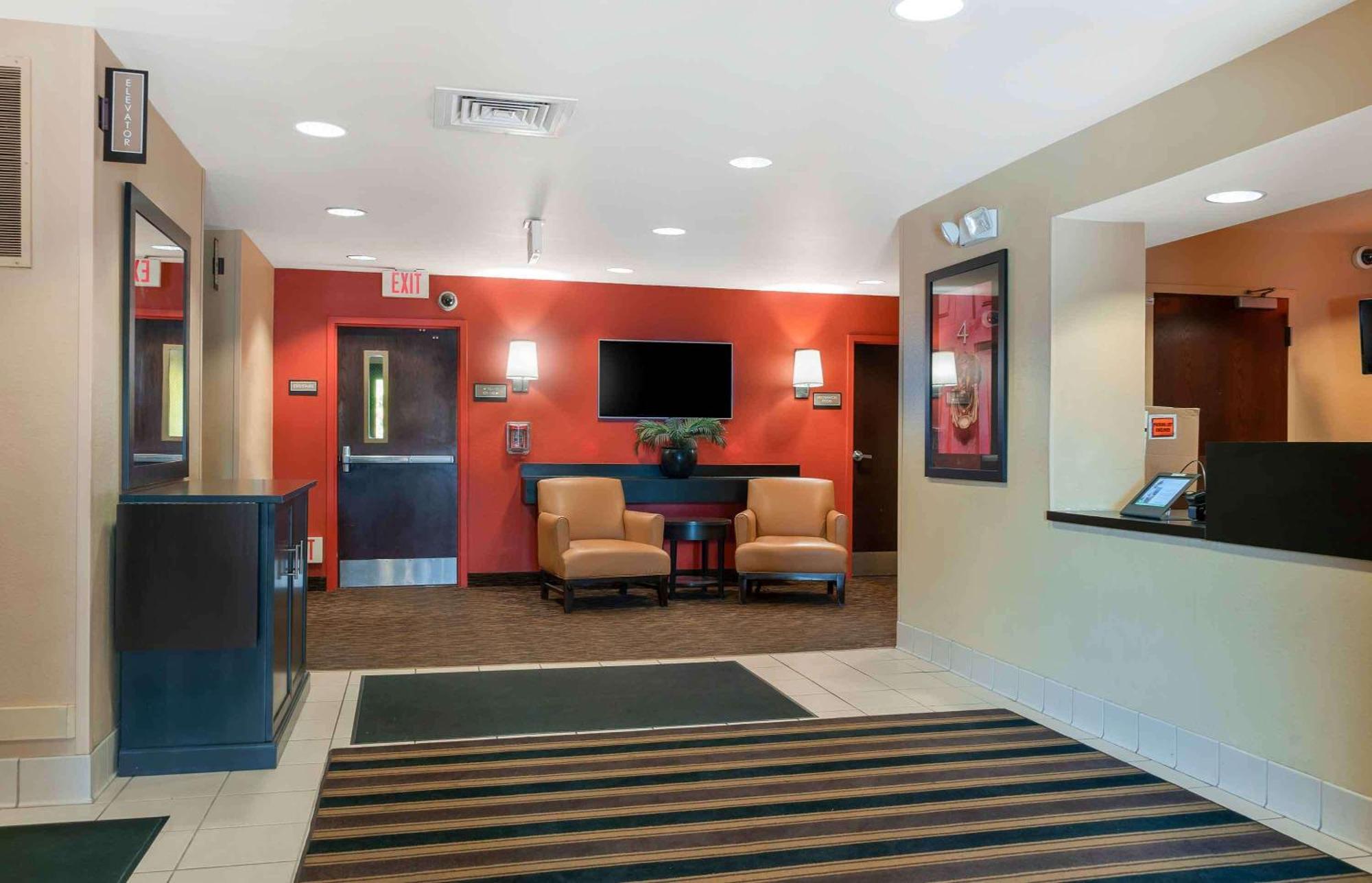 Extended Stay America Suites - Detroit - Canton Buitenkant foto