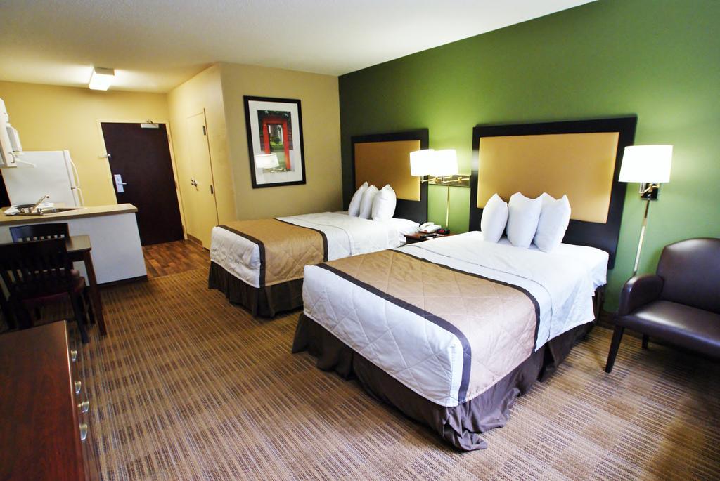 Extended Stay America Suites - Detroit - Canton Buitenkant foto