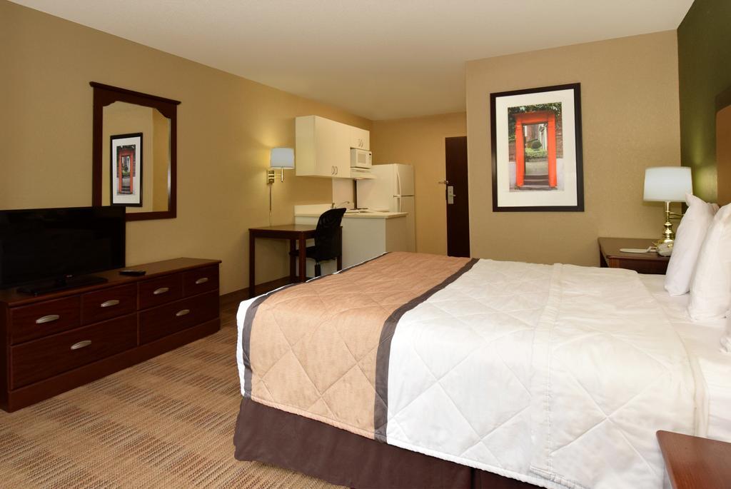 Extended Stay America Suites - Detroit - Canton Buitenkant foto