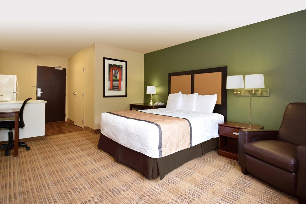 Extended Stay America Suites - Detroit - Canton Buitenkant foto