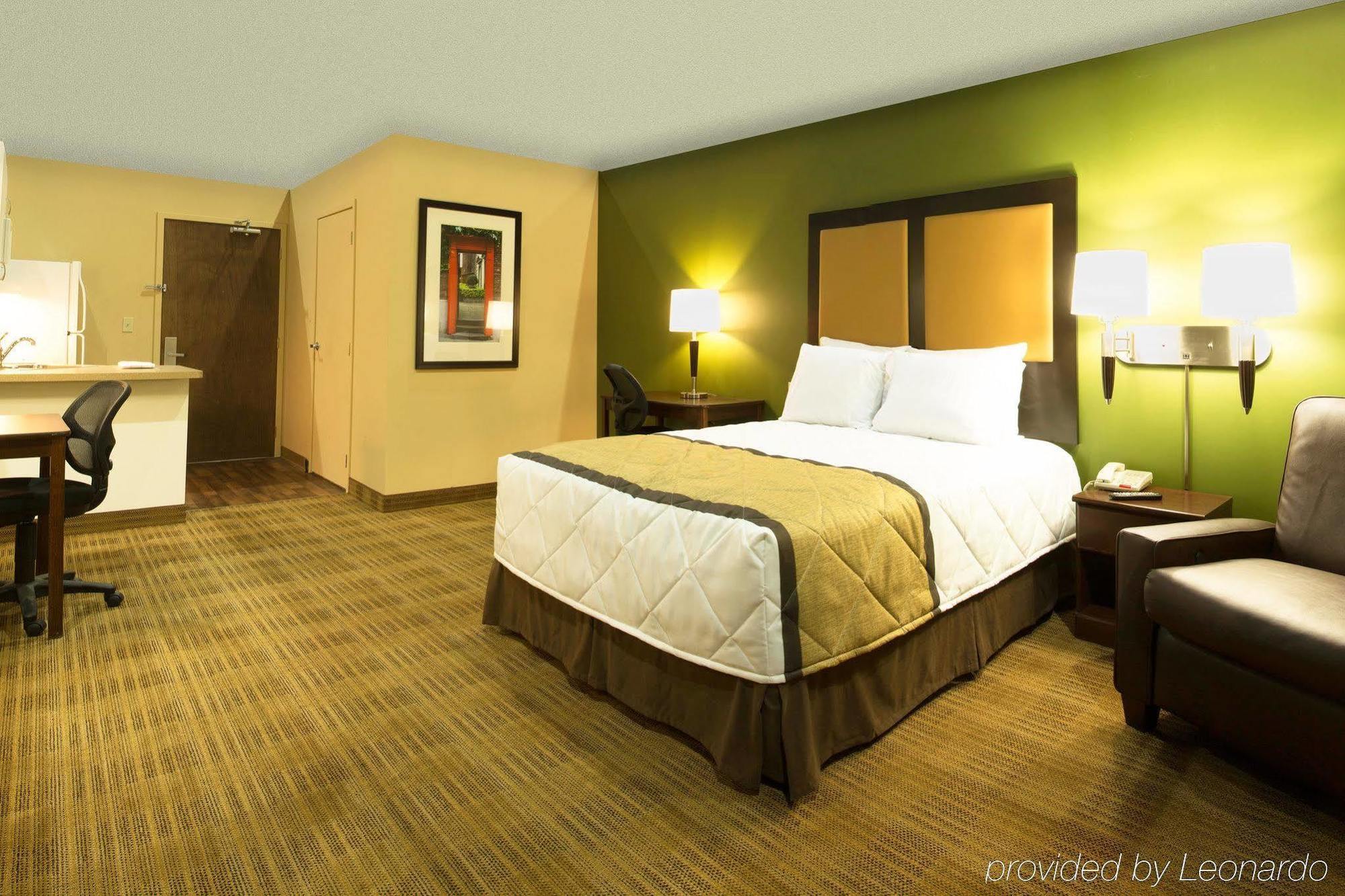 Extended Stay America Suites - Detroit - Canton Buitenkant foto